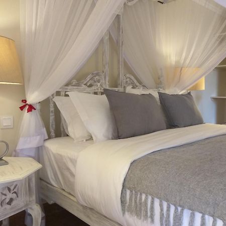 Le Rustique Hotel Нанюки Екстериор снимка