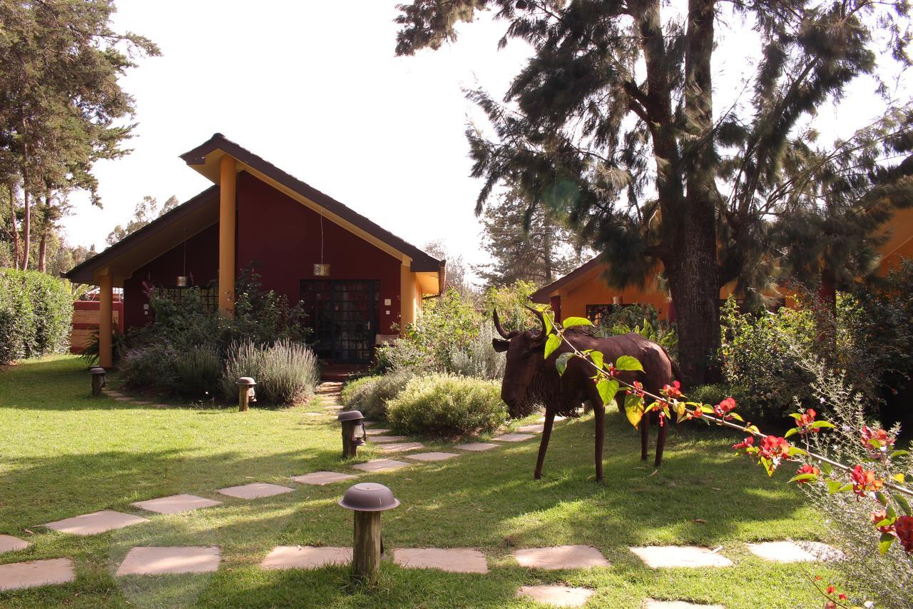 Le Rustique Hotel Нанюки Екстериор снимка