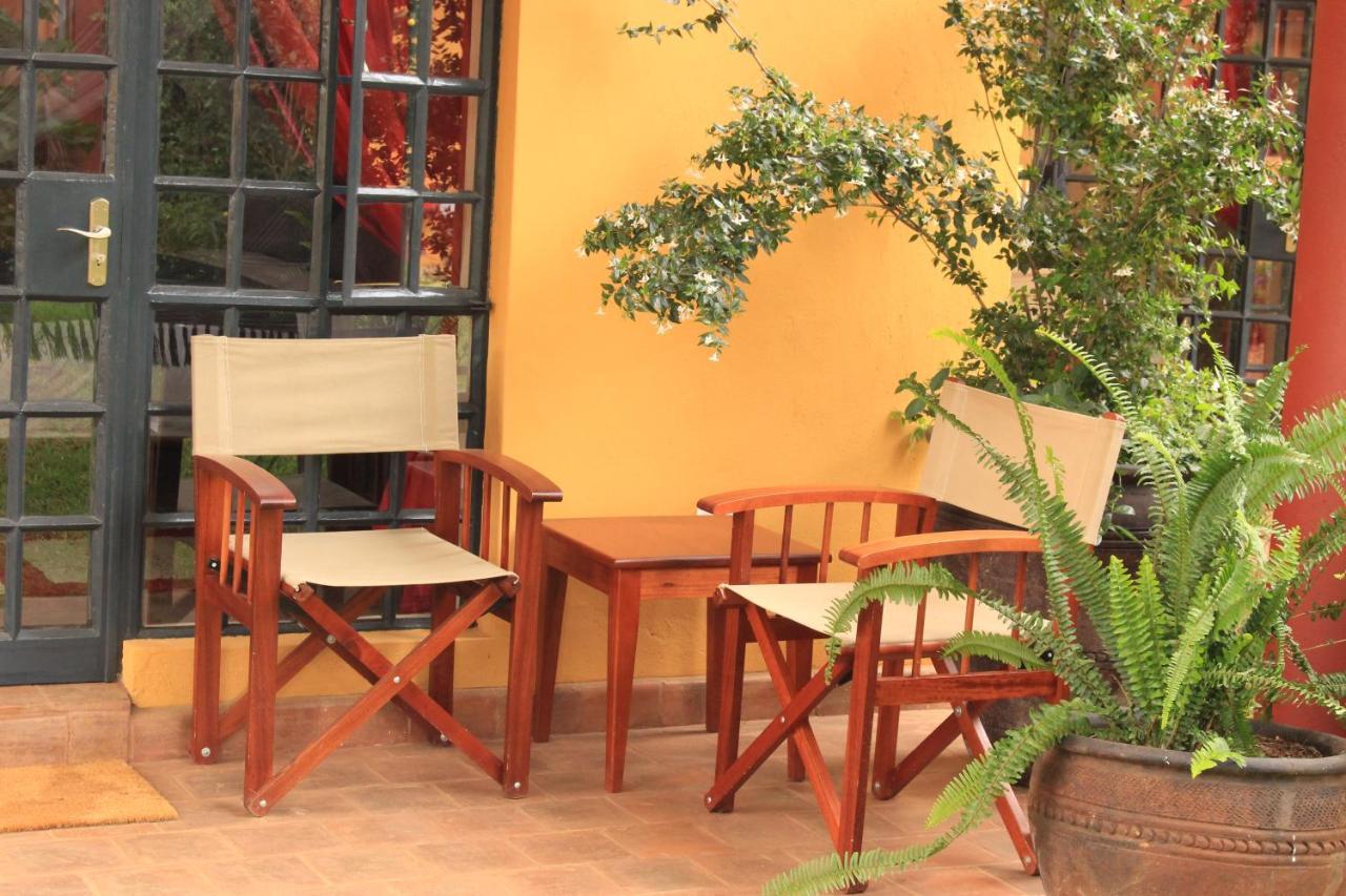 Le Rustique Hotel Нанюки Екстериор снимка